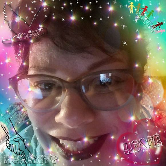 Meet your Posher, Sue - Picture 1 of 1